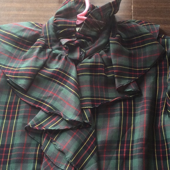 Weathervane Size 6 Green Plaid Polyester Button Down Blouse with Ruffle Neck. - Picture 3 of 6